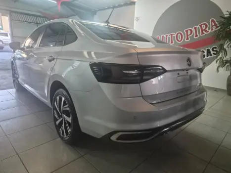 VOLKSWAGEN Virtus 1.0 4P 200 TSI FLEX HIGHLINE AUTOM�TICO, Foto 4