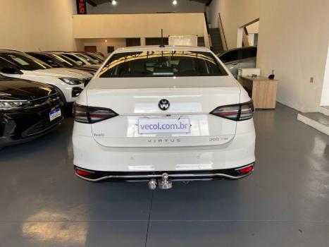 VOLKSWAGEN Virtus 1.0 4P 200 TSI FLEX HIGHLINE AUTOM�TICO, Foto 10