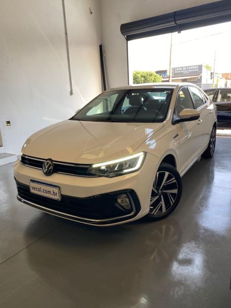 VOLKSWAGEN Virtus 1.0 4P 200 TSI FLEX HIGHLINE AUTOM�TICO, Foto 3