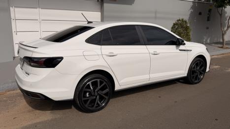 VOLKSWAGEN Virtus 1.4 4P 250 TSI EXCLUSIVE AUTOM�TICO, Foto 4