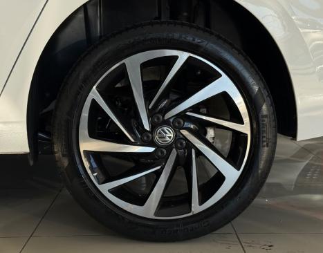 VOLKSWAGEN Virtus 1.0 4P 200 TSI FLEX HIGHLINE AUTOM�TICO, Foto 10
