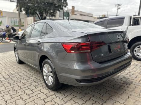 VOLKSWAGEN Virtus 1.6 4P MSI FLEX AUTOM�TICO, Foto 4