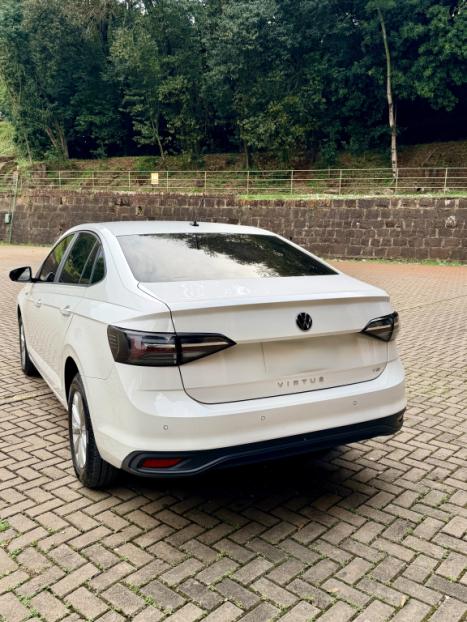 VOLKSWAGEN Virtus 1.0 4P 170 TSI AUTOMÁTICO, Foto 4