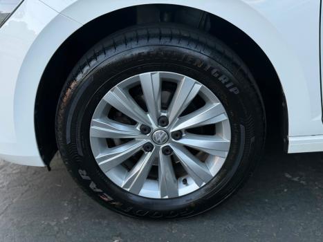 VOLKSWAGEN Virtus 1.6 4P MSI FLEX AUTOM�TICO, Foto 14