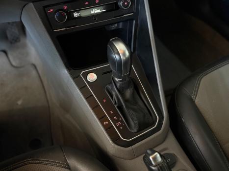 VOLKSWAGEN Virtus 1.0 4P 200 TSI FLEX HIGHLINE AUTOM�TICO, Foto 8