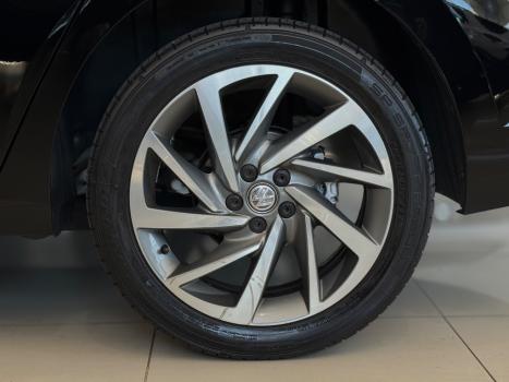 VOLKSWAGEN Virtus 1.0 4P 200 TSI FLEX HIGHLINE AUTOM�TICO, Foto 11