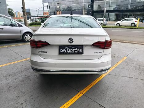 VOLKSWAGEN Virtus 1.0 4P 200 TSI FLEX COMFORTLINE AUTOMÁTICO, Foto 13