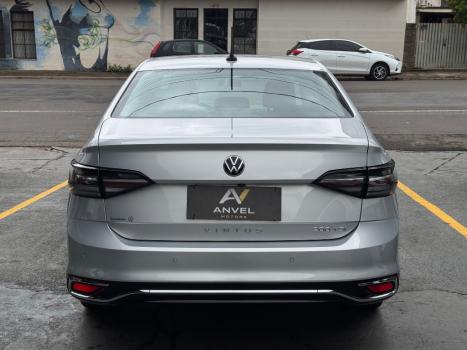 VOLKSWAGEN Virtus 1.0 4P 200 TSI FLEX COMFORTLINE AUTOMÁTICO, Foto 4