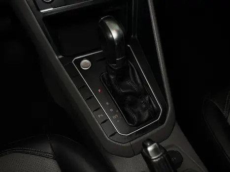 VOLKSWAGEN Virtus 1.0 4P 200 TSI FLEX HIGHLINE AUTOMÁTICO, Foto 7