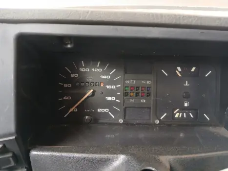 VOLKSWAGEN Voyage 1.6 GL, Foto 13 VOLKSWAGEN Voyage 1.6 GL, Foto 13