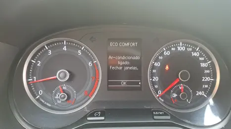 VOLKSWAGEN Voyage 1.6 4P FLEX, Foto 9