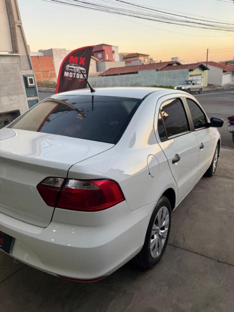 VOLKSWAGEN Voyage 1.6 4P FLEX, Foto 4
