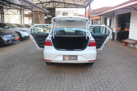 VOLKSWAGEN Voyage 1.0 4P FLEX, Foto 8