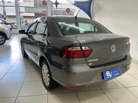 VOLKSWAGEN Voyage 1.6 4P COMFORTLINE FLEX, Foto 6