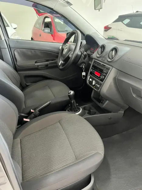 VOLKSWAGEN Voyage 1.6 4P COMFORTLINE FLEX, Foto 9