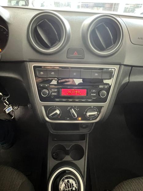 VOLKSWAGEN Voyage 1.6 4P COMFORTLINE FLEX, Foto 14