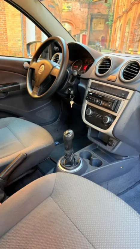 VOLKSWAGEN Voyage 1.0 4P FLEX, Foto 8