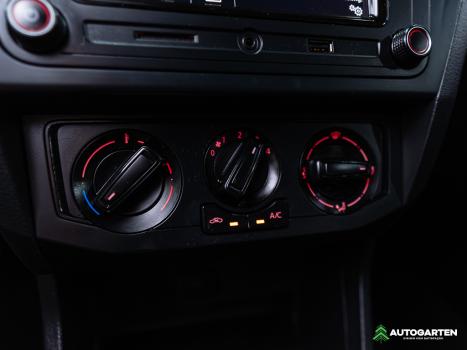 VOLKSWAGEN Voyage 1.6 4P FLEX AUTOM�TICO, Foto 15