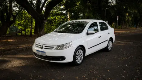 VOLKSWAGEN Voyage 1.0 4P FLEX, Foto 2