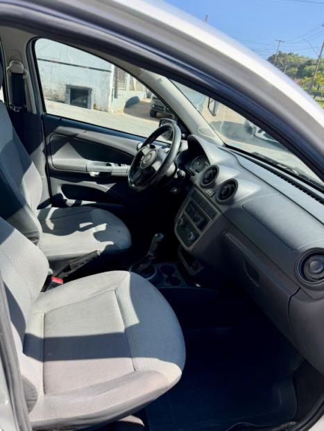 VOLKSWAGEN Voyage 1.6 4P FLEX, Foto 6