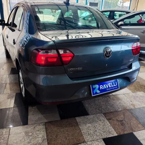 VOLKSWAGEN Voyage 1.6 4P COMFORTLINE FLEX, Foto 2