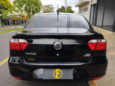 VOLKSWAGEN Voyage 1.6 4P FLEX AUTOMÁTICO, Foto 4