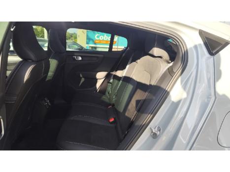 VOLVO C40 P8 4P TWIN ULTIMATE ELETRIC RECHARGE, Foto 9