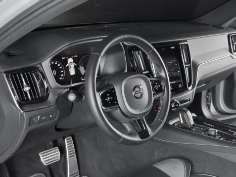 VOLVO S60 2.0 16V 4P T8 R-DESIGN HBRIDO AUTOMTICO, Foto 6