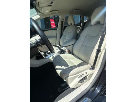 VOLVO V40 2.0 4P T4 MOMENTUM TURBO AUTOM�TICO, Foto 4