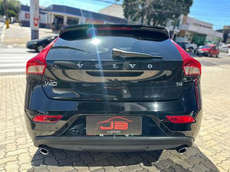 VOLVO V40 2.0 4P T4 MOMENTUM TURBO AUTOM�TICO, Foto 6
