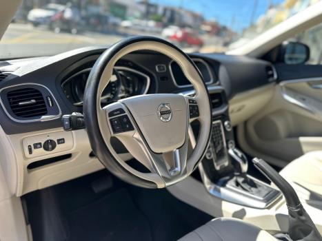 VOLVO V40 2.0 4P T4 MOMENTUM TURBO AUTOM�TICO, Foto 7