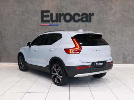 VOLVO XC40 1.5 16V 4P T5 RECHARGE H�BRIDO INSCRIPTION GEARTRONIC AUTOM�TICO, Foto 3