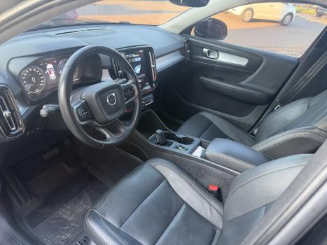 VOLVO XC40 1.5 16V 4P T5 RECHARGE HÍBRIDO MOMENTUM GEARTRONIC AUTOMÁTICO, Foto 14