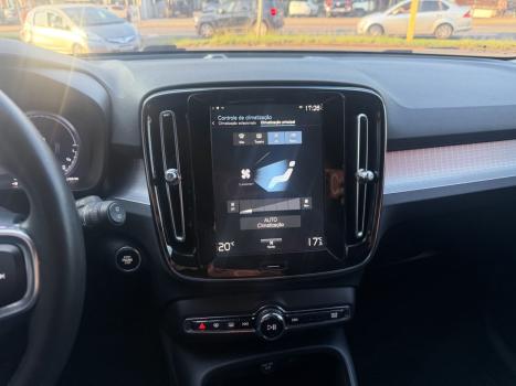 VOLVO XC40 1.5 16V 4P T5 RECHARGE HÍBRIDO MOMENTUM GEARTRONIC AUTOMÁTICO, Foto 19