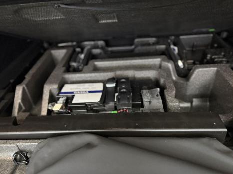 VOLVO XC60 2.0 16V 4P T8 HYBRID R-DESIGN AWD GEARTRONIC AUTOMÁTICO, Foto 16 VOLVO XC60 2.0 16V 4P T8 HYBRID R-DESIGN AWD GEARTRONIC AUTOMÁTICO, Foto 16