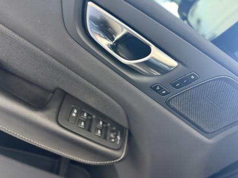 VOLVO XC60 2.0 16V 4P T8 HYBRID R-DESIGN AWD GEARTRONIC AUTOMÁTICO, Foto 17 VOLVO XC60 2.0 16V 4P T8 HYBRID R-DESIGN AWD GEARTRONIC AUTOMÁTICO, Foto 17