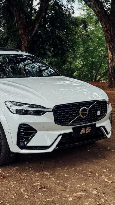 VOLVO XC60 2.0 16V 4P T8 HYBRID POLESTAR ENGINEERED AWD GEARTRONIC AUTOMTICO, Foto 4