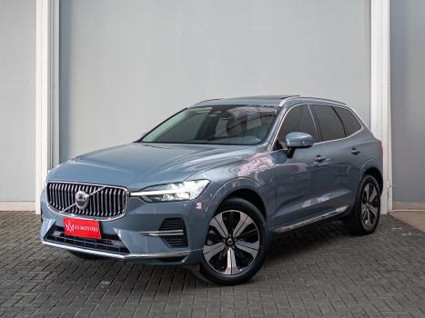 VOLVO XC60 2.0 16V 4P T8 RECHARGE H�BRIDO PLUS AWD TURBO GEARTRONIC AUTOM�TICO, Foto 3