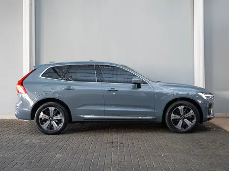 VOLVO XC60 2.0 16V 4P T8 RECHARGE H�BRIDO PLUS AWD TURBO GEARTRONIC AUTOM�TICO, Foto 8