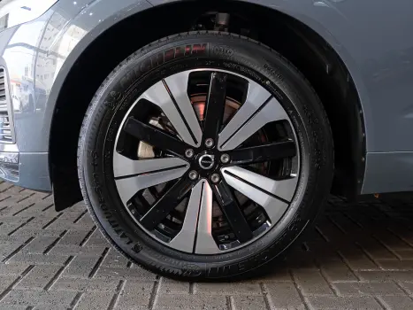 VOLVO XC60 2.0 16V 4P T8 RECHARGE H�BRIDO PLUS AWD TURBO GEARTRONIC AUTOM�TICO, Foto 33