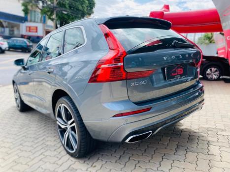 VOLVO XC60 2.0 16V 4P T8 HYBRID R-DESIGN AWD GEARTRONIC AUTOMÁTICO, Foto 4
