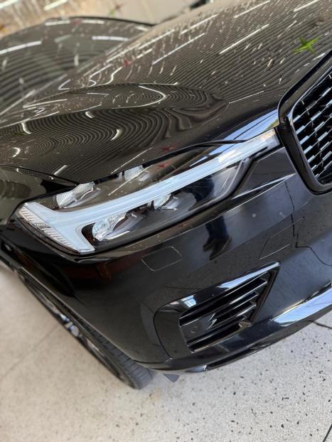 VOLVO XC60 2.0 16V 4P T8 HYBRID R-DESIGN AWD GEARTRONIC AUTOMÁTICO, Foto 4