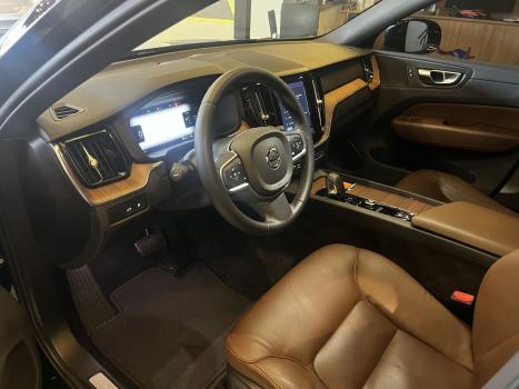 VOLVO XC60 2.0 16V 4P T8 RECHARGE HÍBRIDO PLUS AWD TURBO GEARTRONIC AUTOMÁTICO, Foto 11