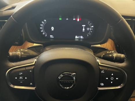 VOLVO XC60 2.0 16V 4P T8 RECHARGE HÍBRIDO PLUS AWD TURBO GEARTRONIC AUTOMÁTICO, Foto 13