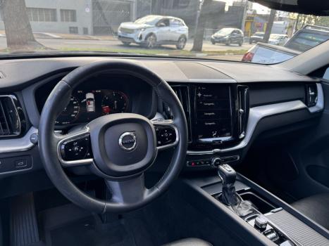 VOLVO XC60 2.0 4P D5 MOMENTUM DIESEL AWD GEARTRONIC, Foto 8