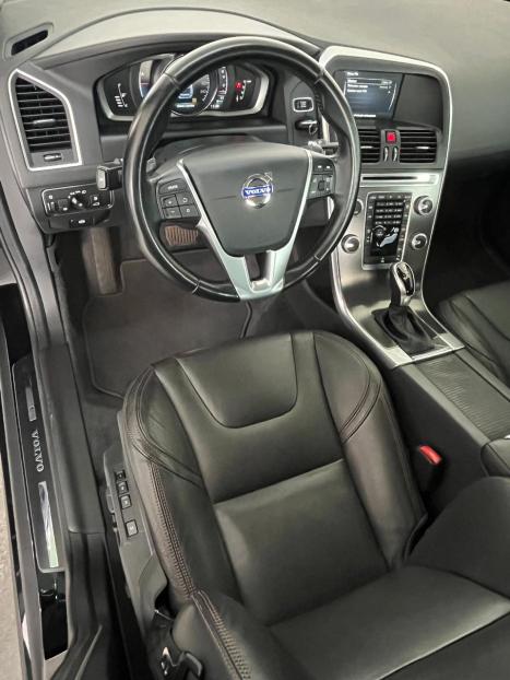 VOLVO XC60 2.0 4P DYNAMIC T5 TURBO AUTOM�TICO, Foto 16