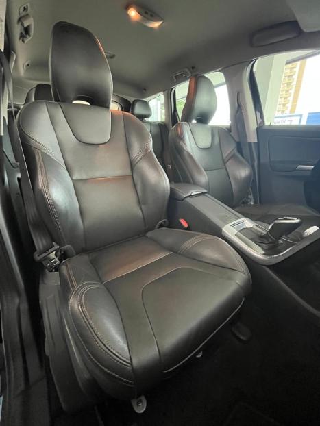 VOLVO XC60 2.0 4P DYNAMIC T5 TURBO AUTOM�TICO, Foto 19