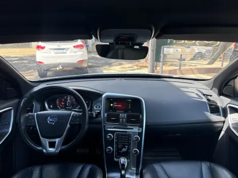 VOLVO XC60 2.0 4P T5 R DESIGN TURBO AUTOM�TICO, Foto 8