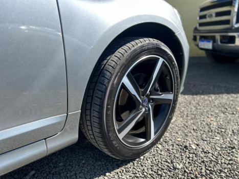 VOLVO XC60 2.0 4P T5 R DESIGN TURBO AUTOM�TICO, Foto 7