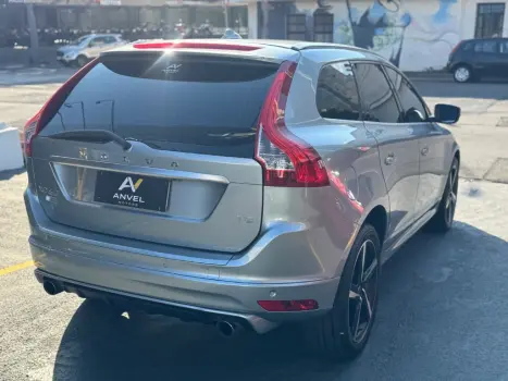 VOLVO XC60 2.0 4P T5 R DESIGN TURBO AUTOM�TICO, Foto 6